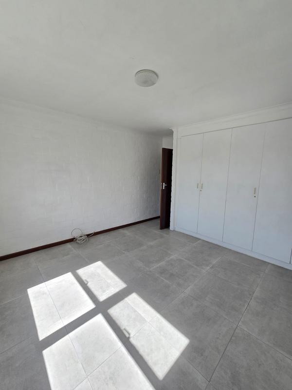 To Let 2 Bedroom Property for Rent in Thornton Western Cape